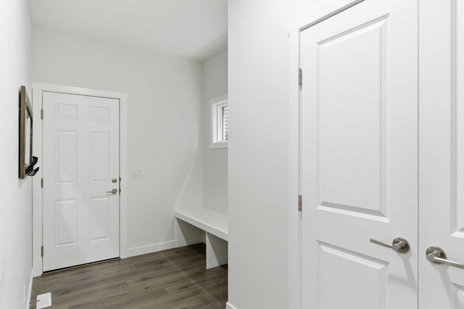 90 Saddlebred Place 