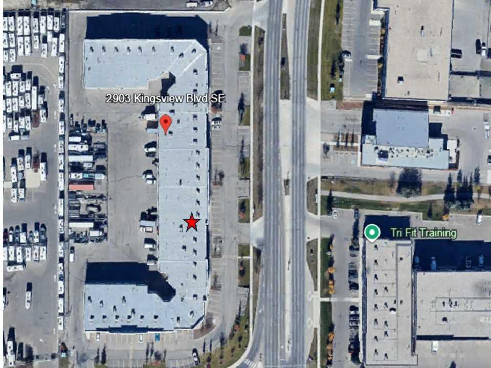 401 & 402, 2903 Kingsview Boulevard SE
