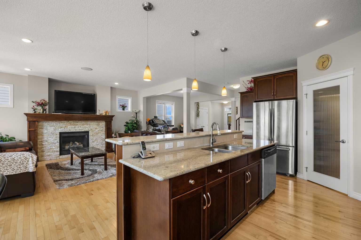 112 Sherwood Crescent NW