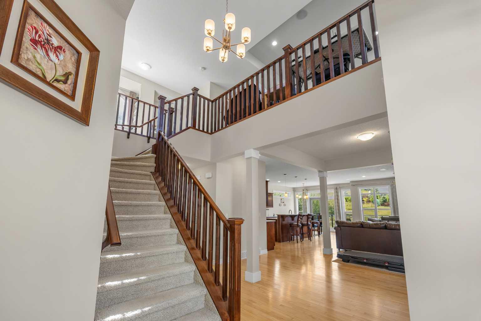112 Sherwood Crescent NW