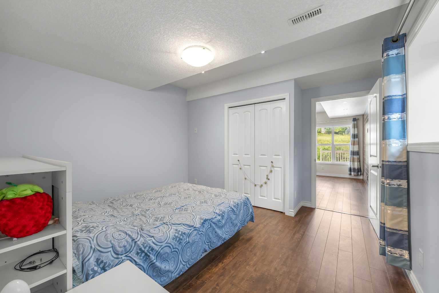 112 Sherwood Crescent NW
