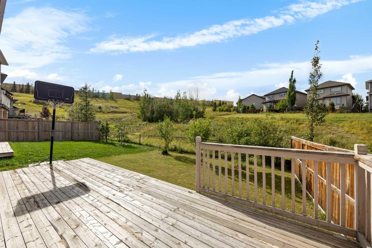 112 Sherwood Crescent NW