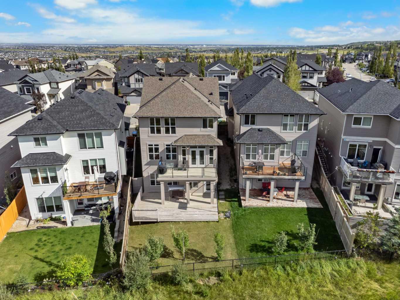 112 Sherwood Crescent NW