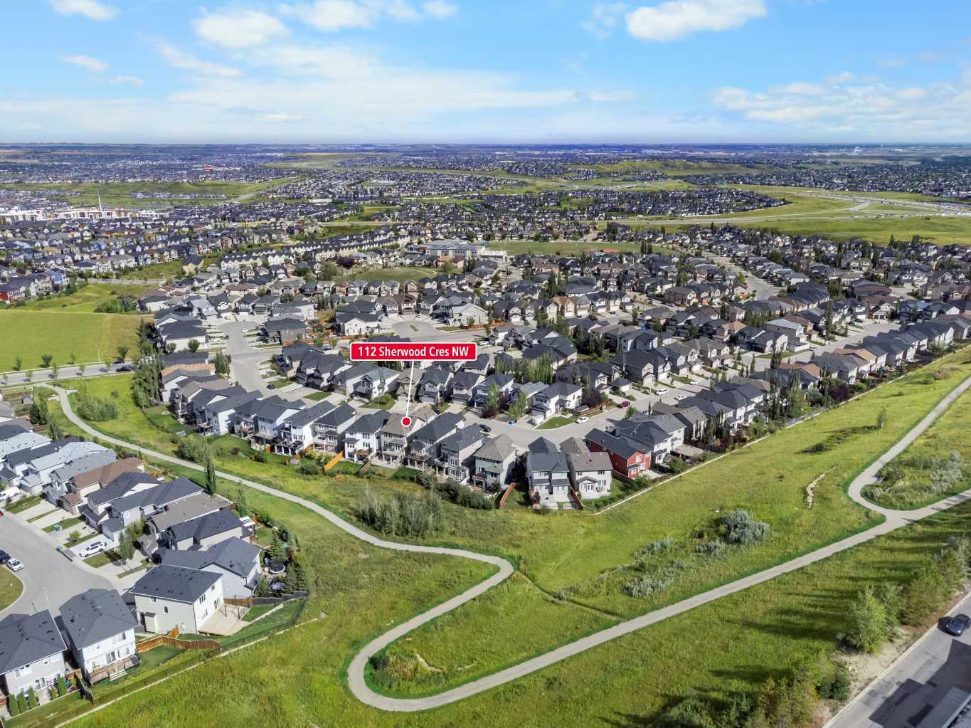 112 Sherwood Crescent NW