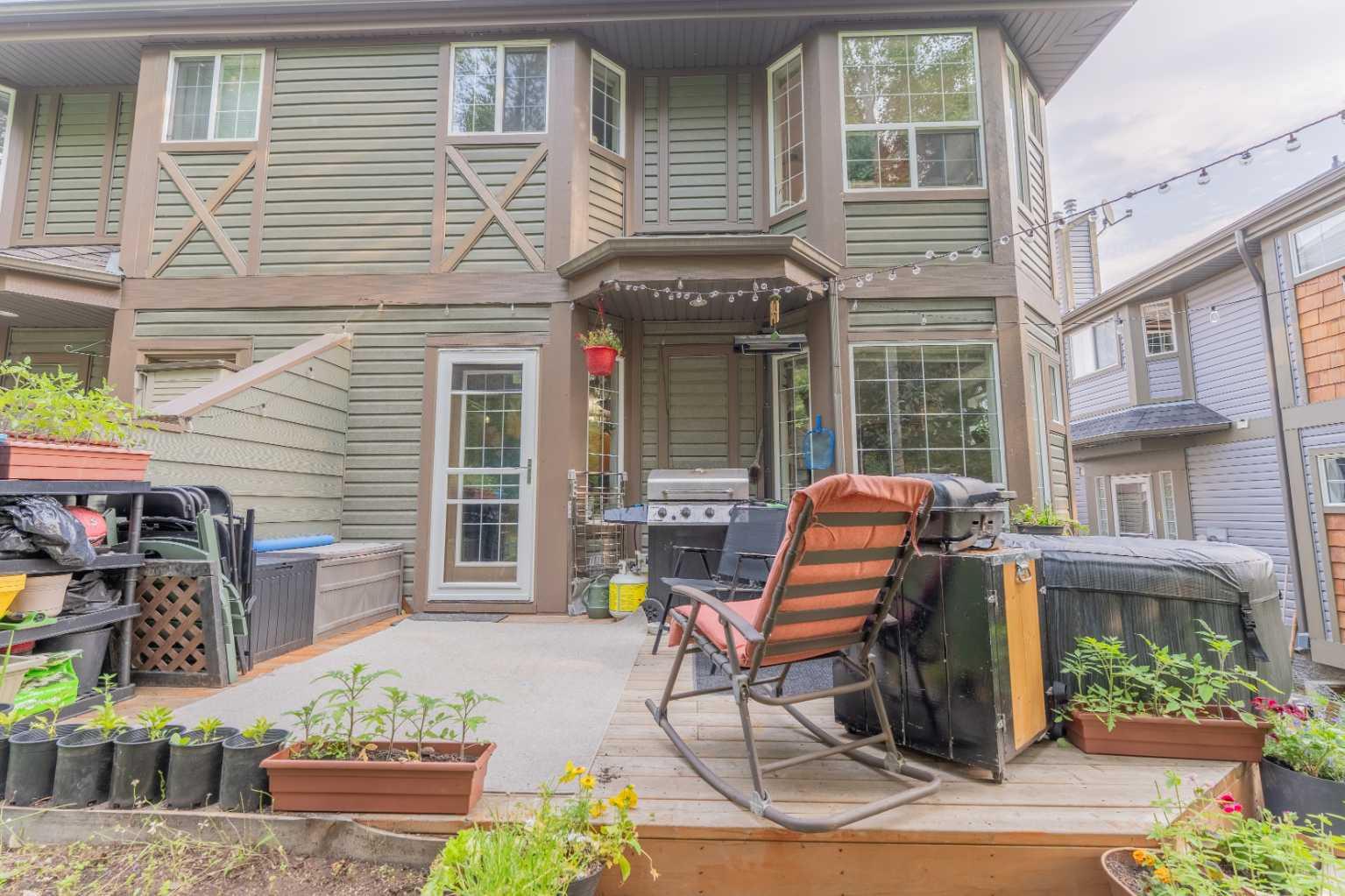 2, 827 Wilson Way 