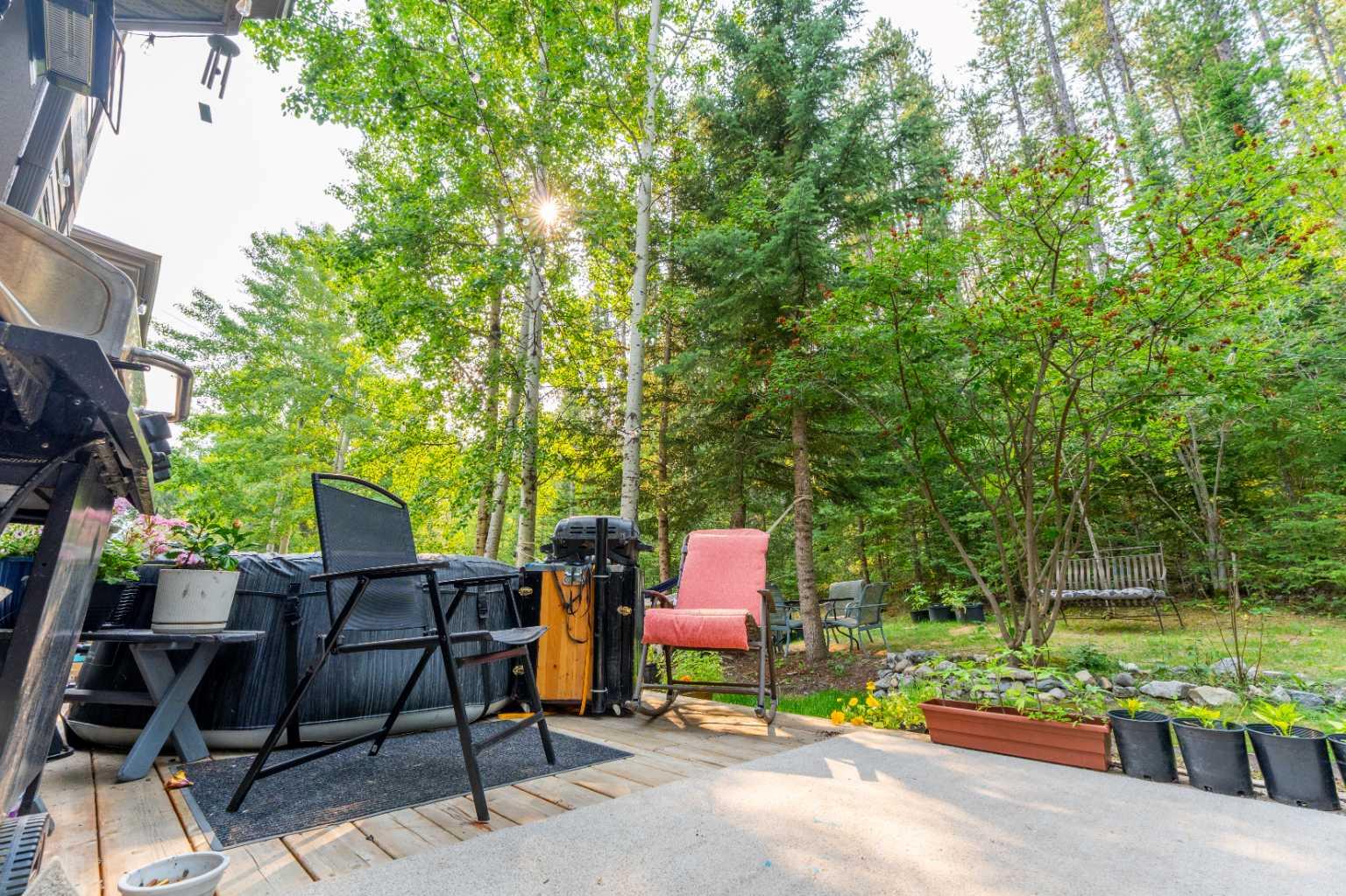 2, 827 Wilson Way 