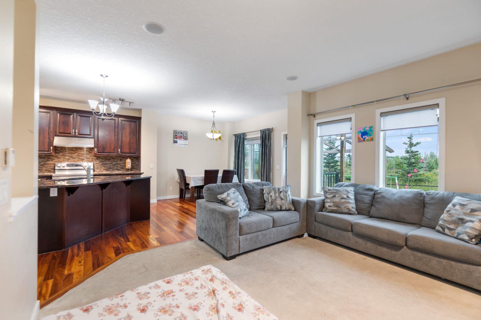 160 SKYVIEW SHORES Manor NE