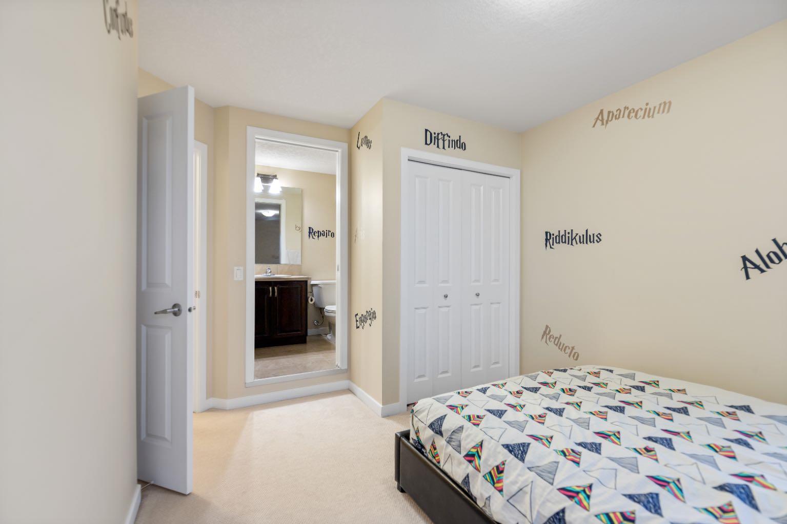 160 SKYVIEW SHORES Manor NE
