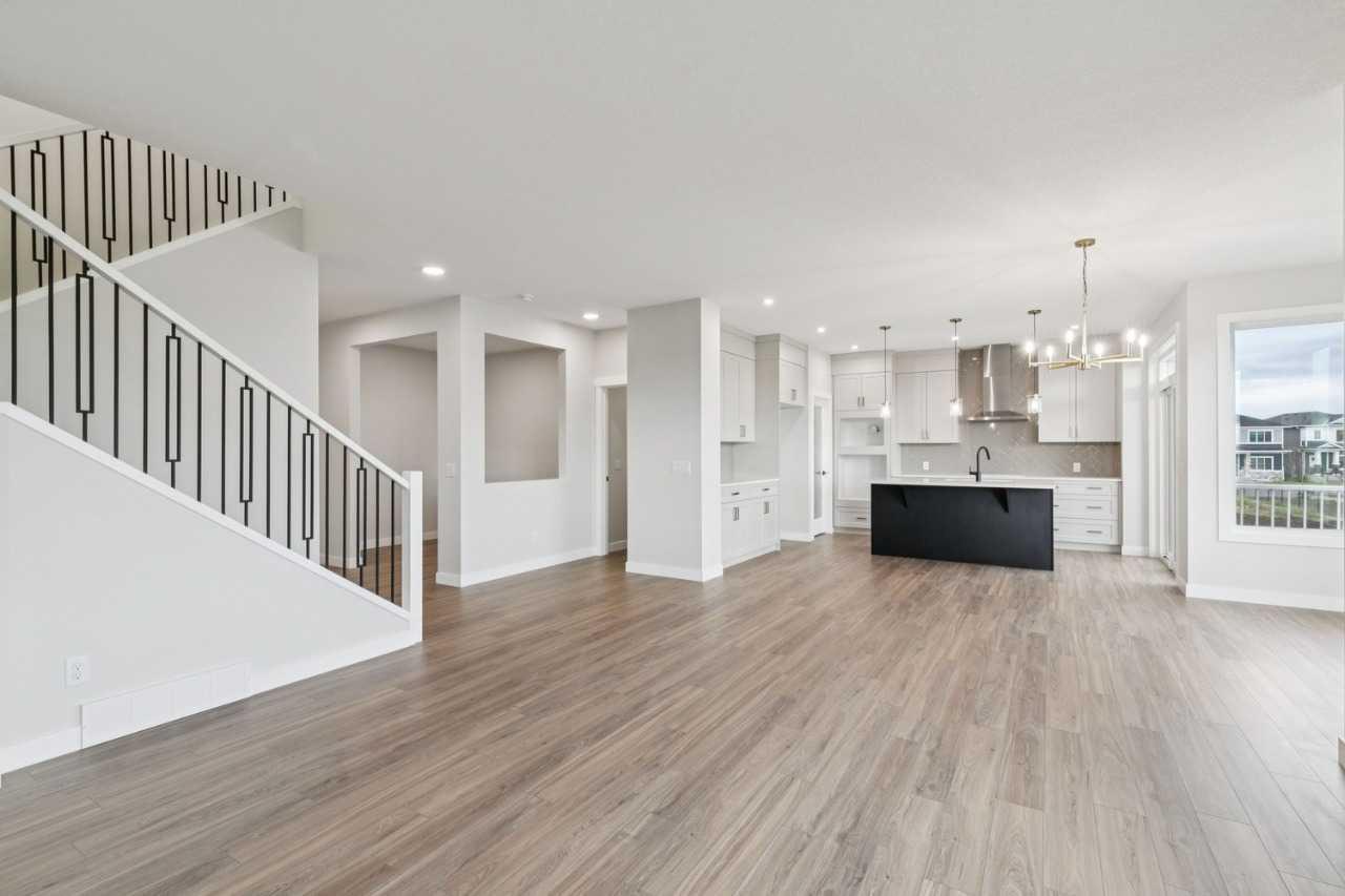 435 Bridgeport  