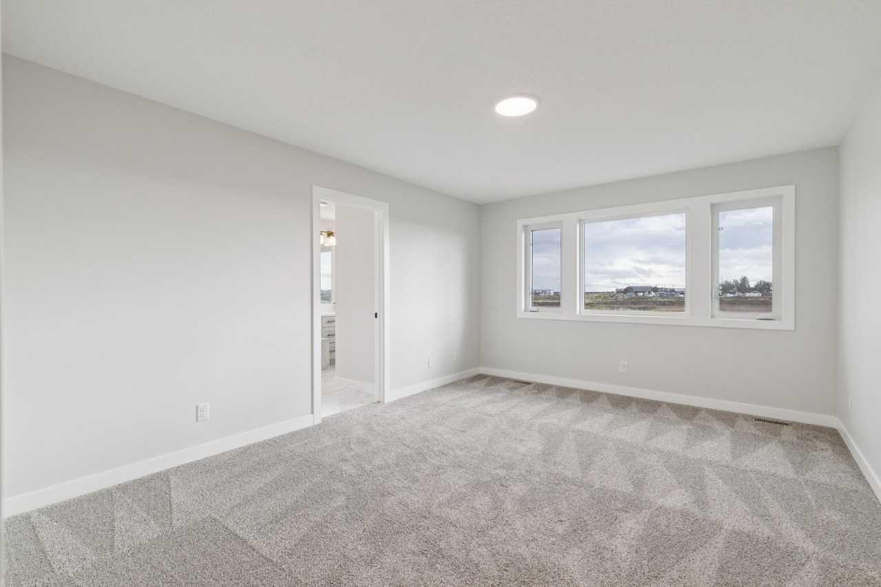 435 Bridgeport  