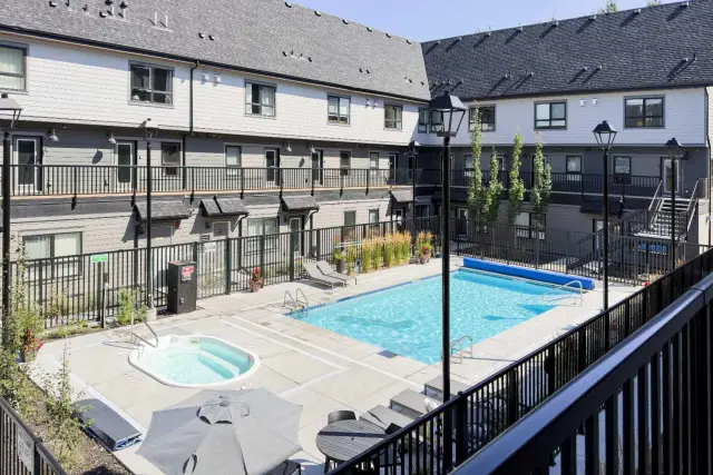 106, 109 Kananaskis Way 