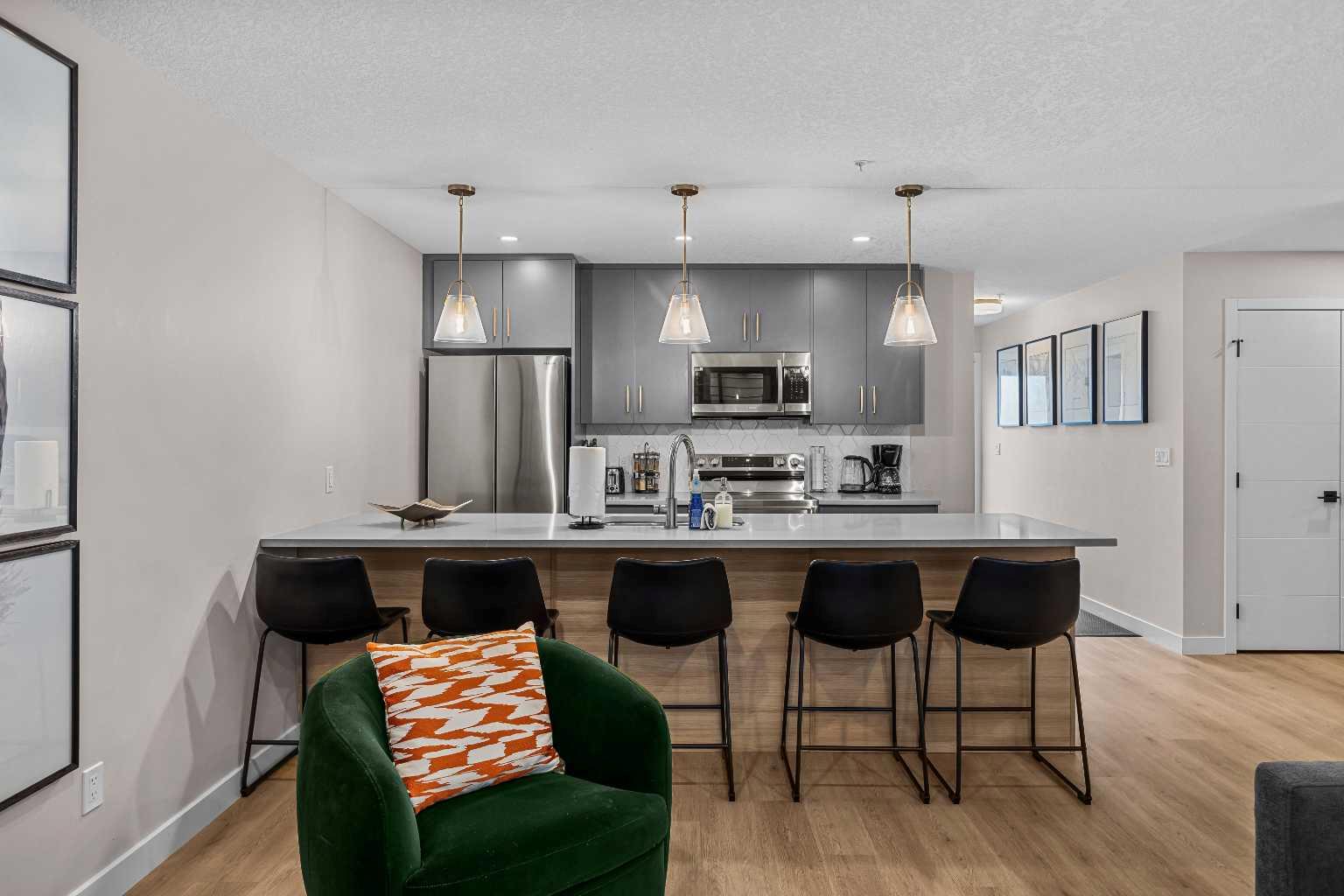 106, 109 Kananaskis Way 