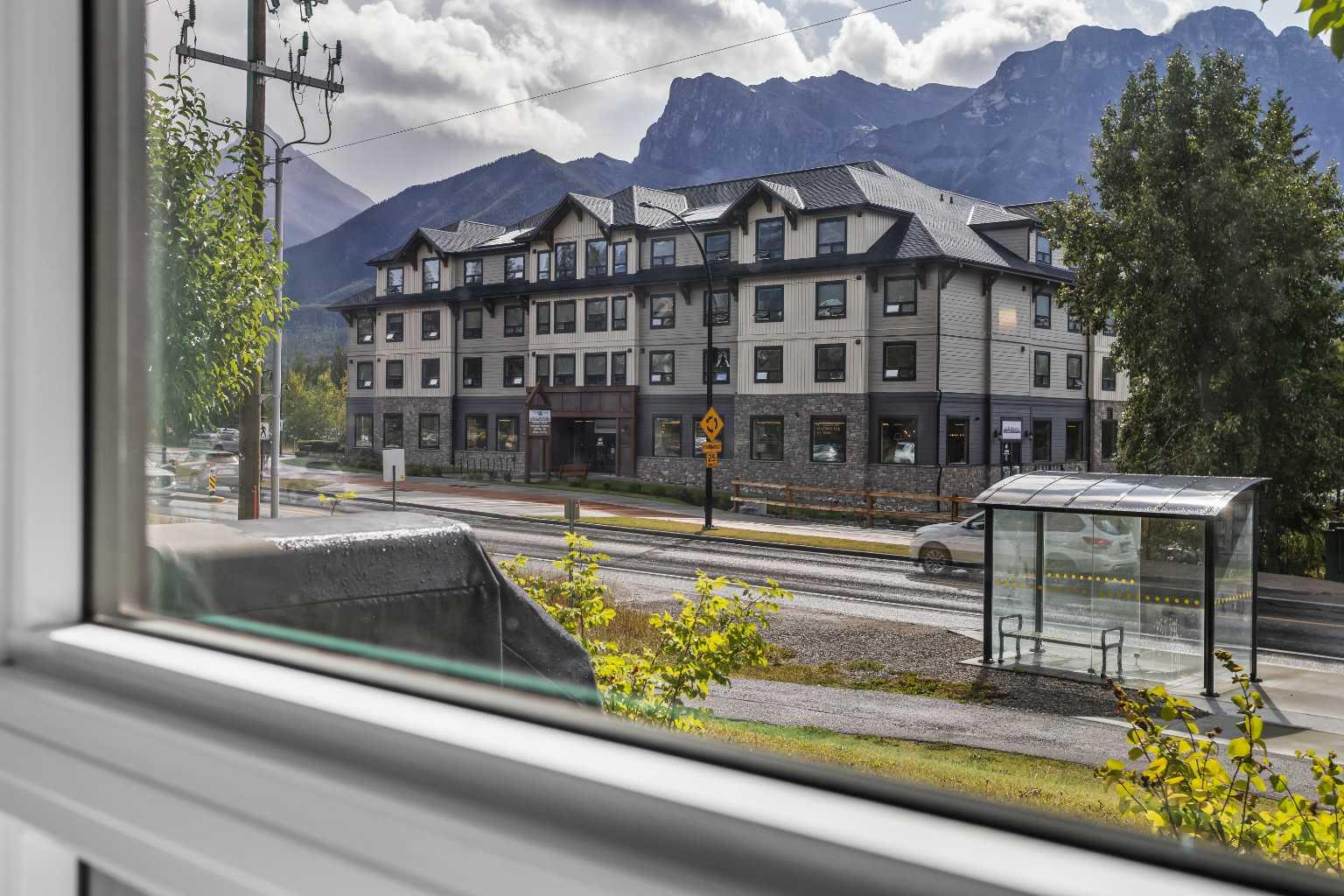 106, 109 Kananaskis Way 