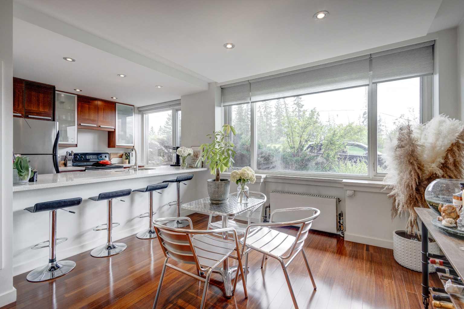 107, 3339 Rideau Place SW