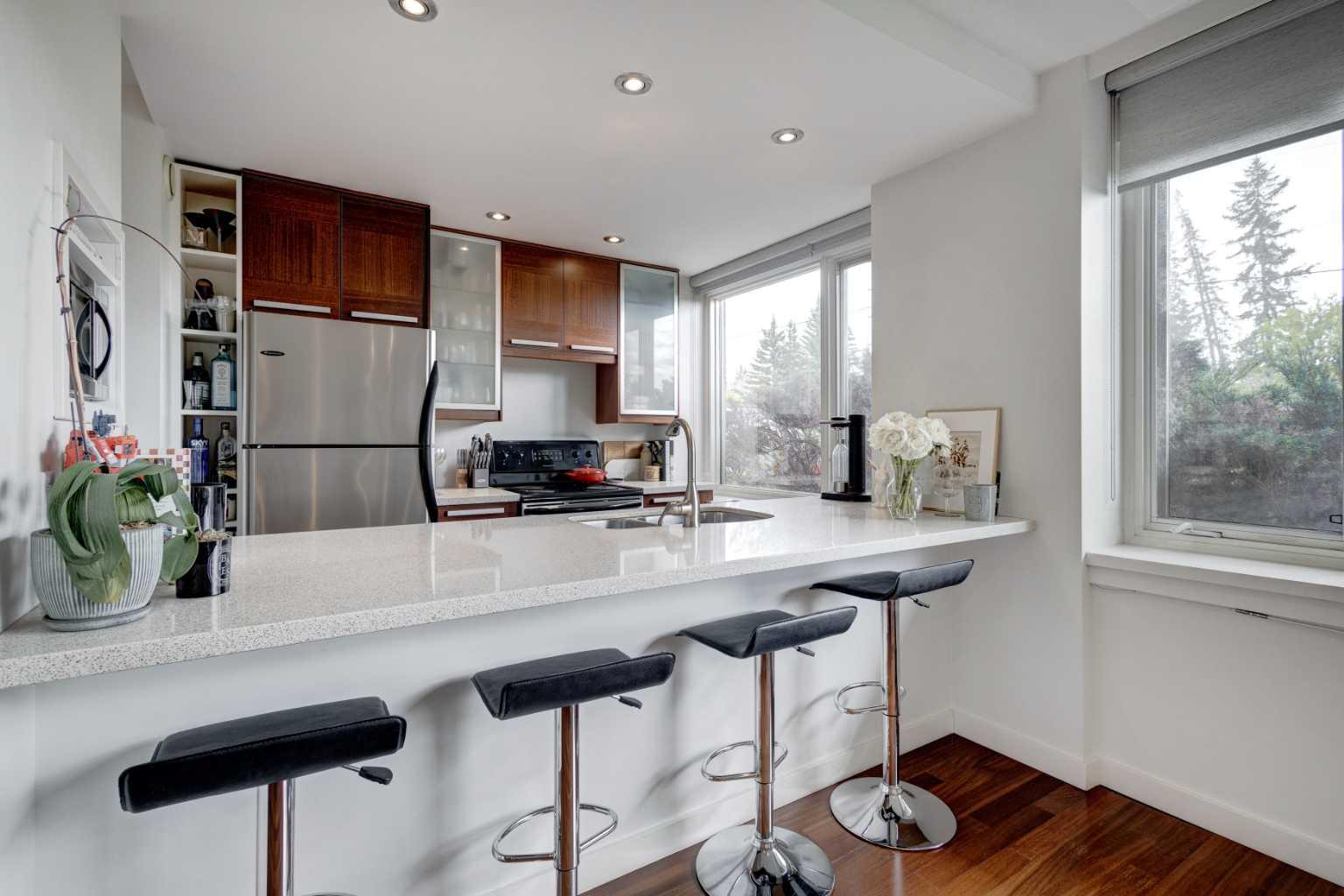 107, 3339 Rideau Place SW