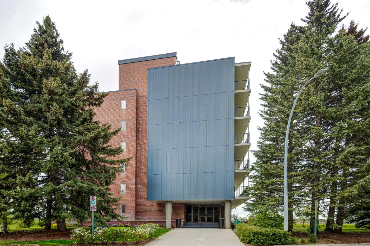 107, 3339 Rideau Place SW