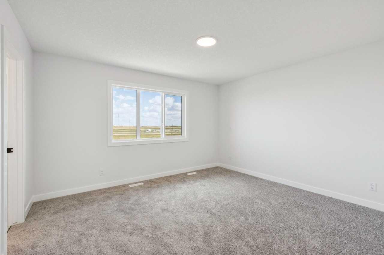 114 Cornerbrook Crescent NE