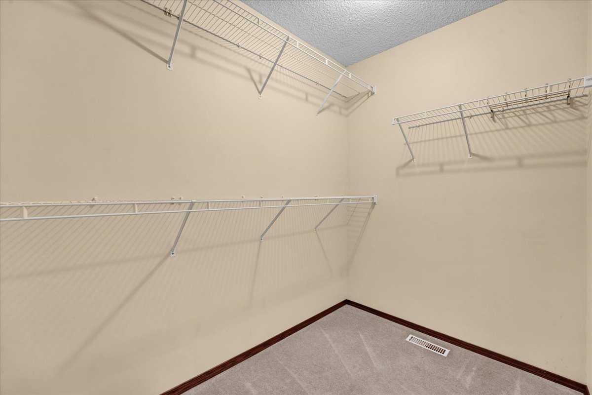 6 Hidden Valley Gardens NW