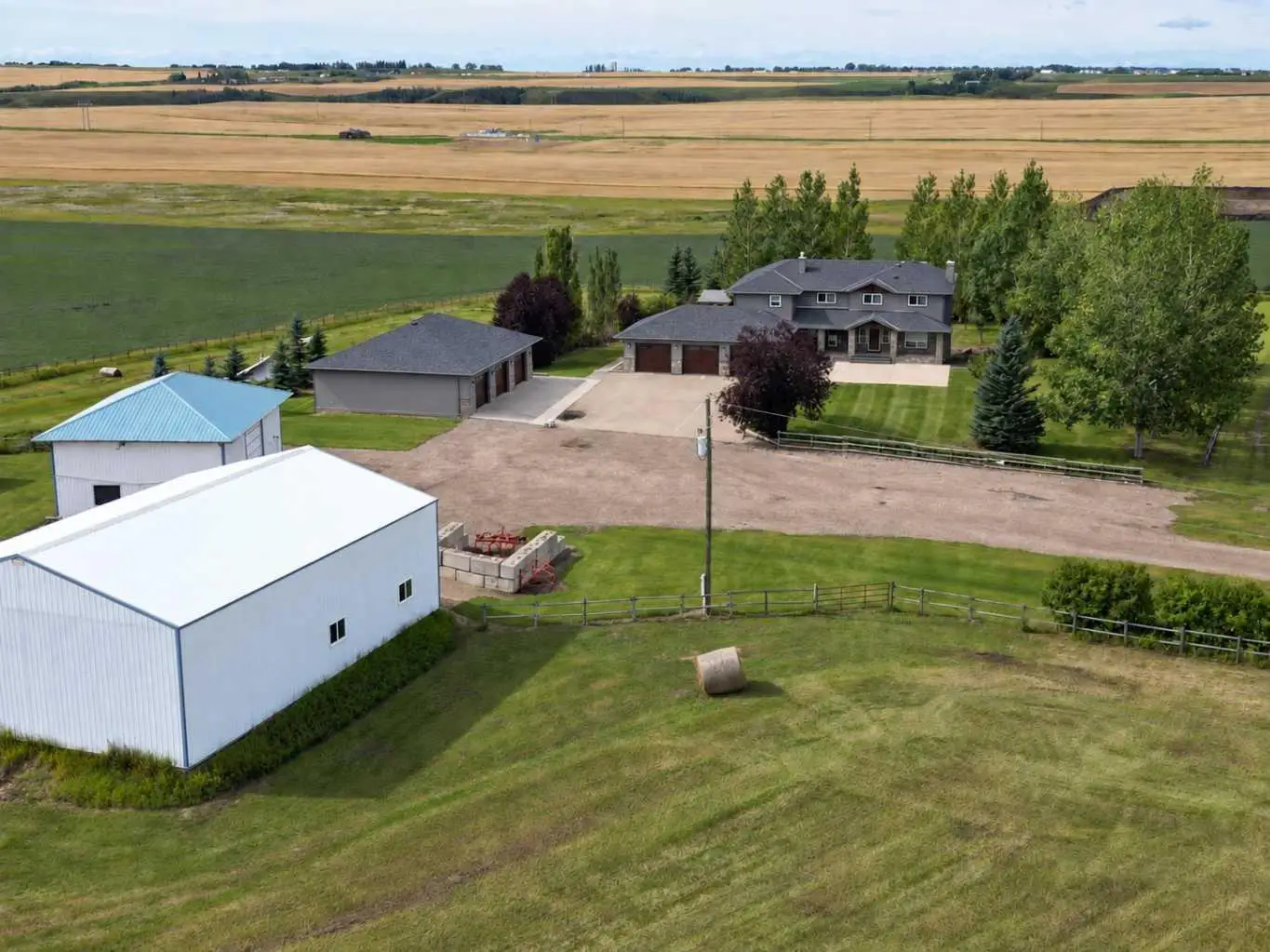 291055 Township Road 290  