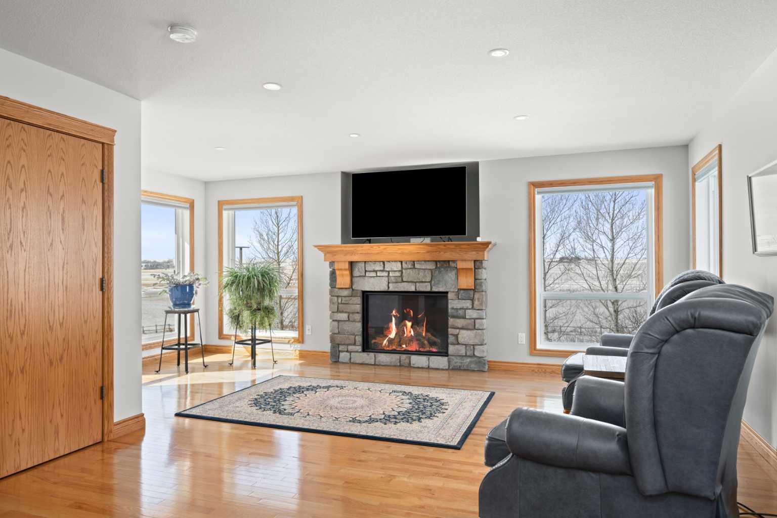 291055 Township Road 290  