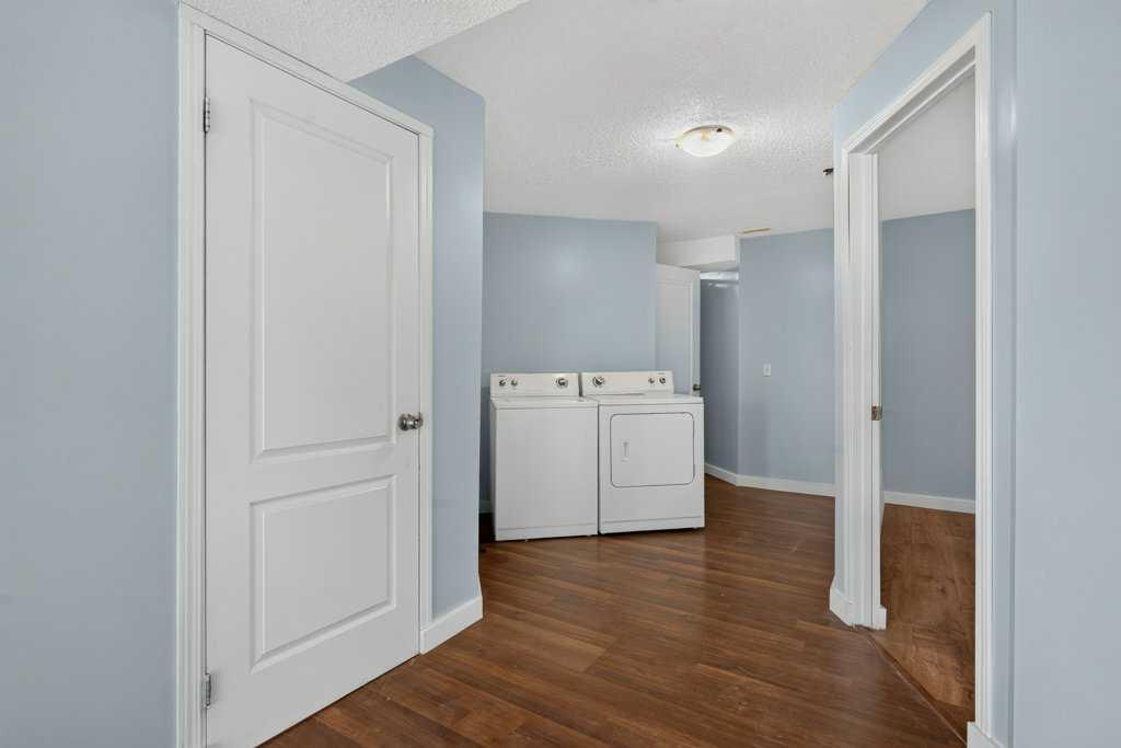 23 Saddlebrook Court NE