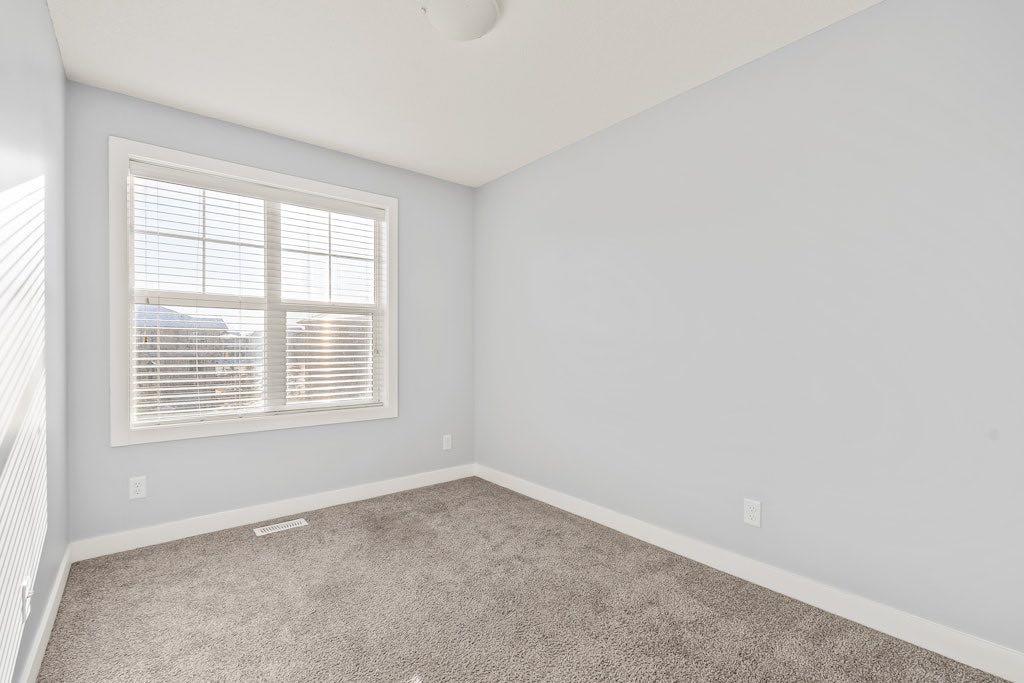4 Evanscrest Gardens NW