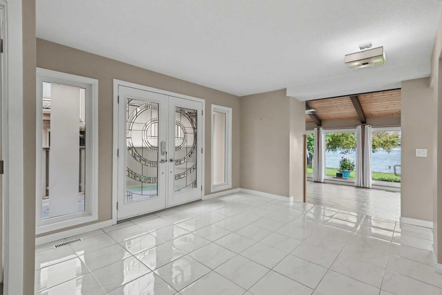 231, 20 Midpark Crescent SE