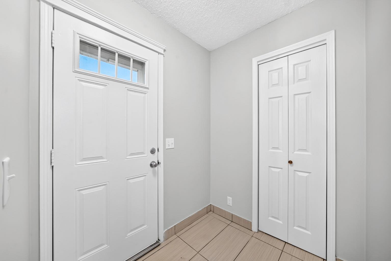 16 Dovely Way SE