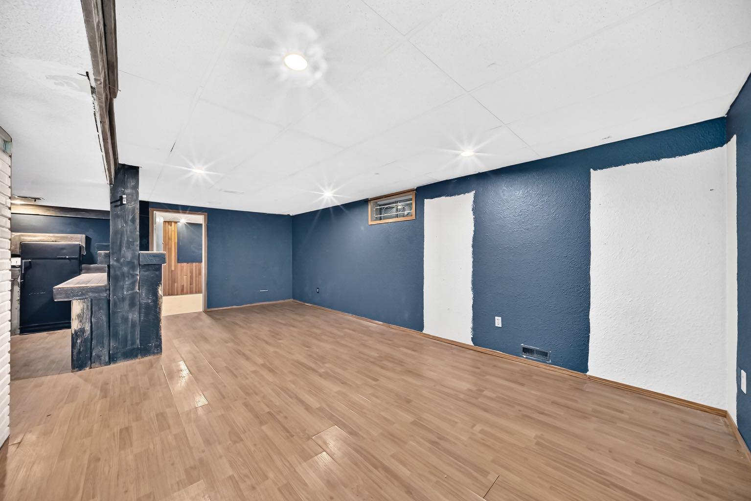 16 Dovely Way SE