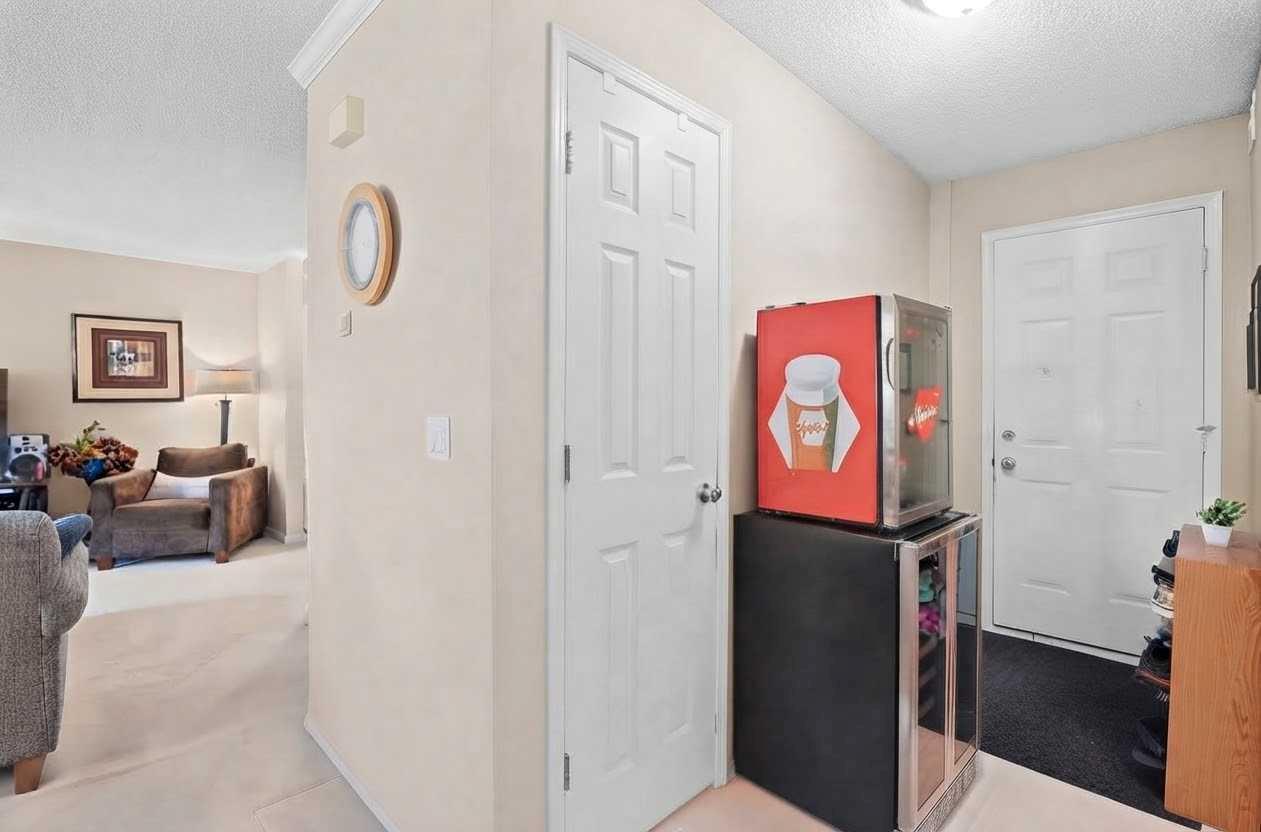 4003, 7171 Coach Hill Road SW