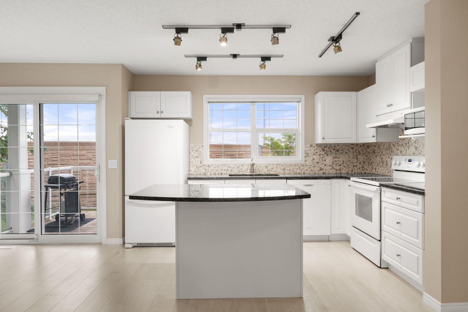 147, 7707 Martha's Haven Park NE