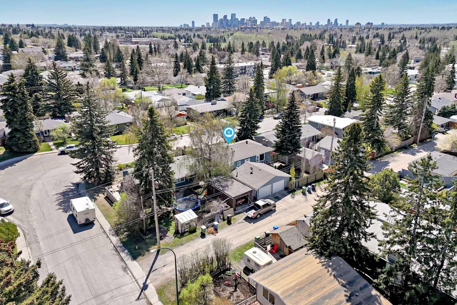 29 Chisholm Crescent NW