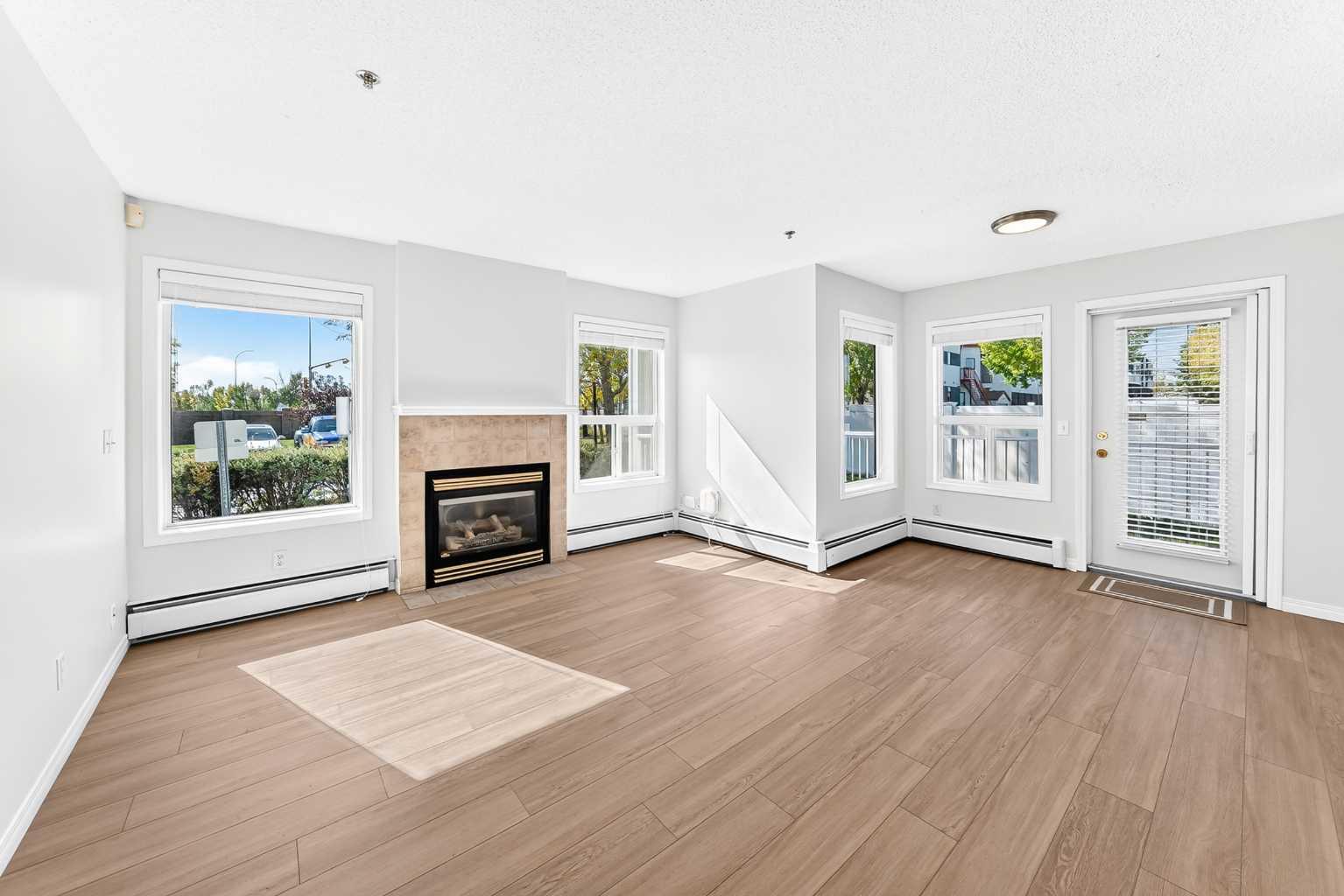 103, 7 Harvest Gold Manor NE