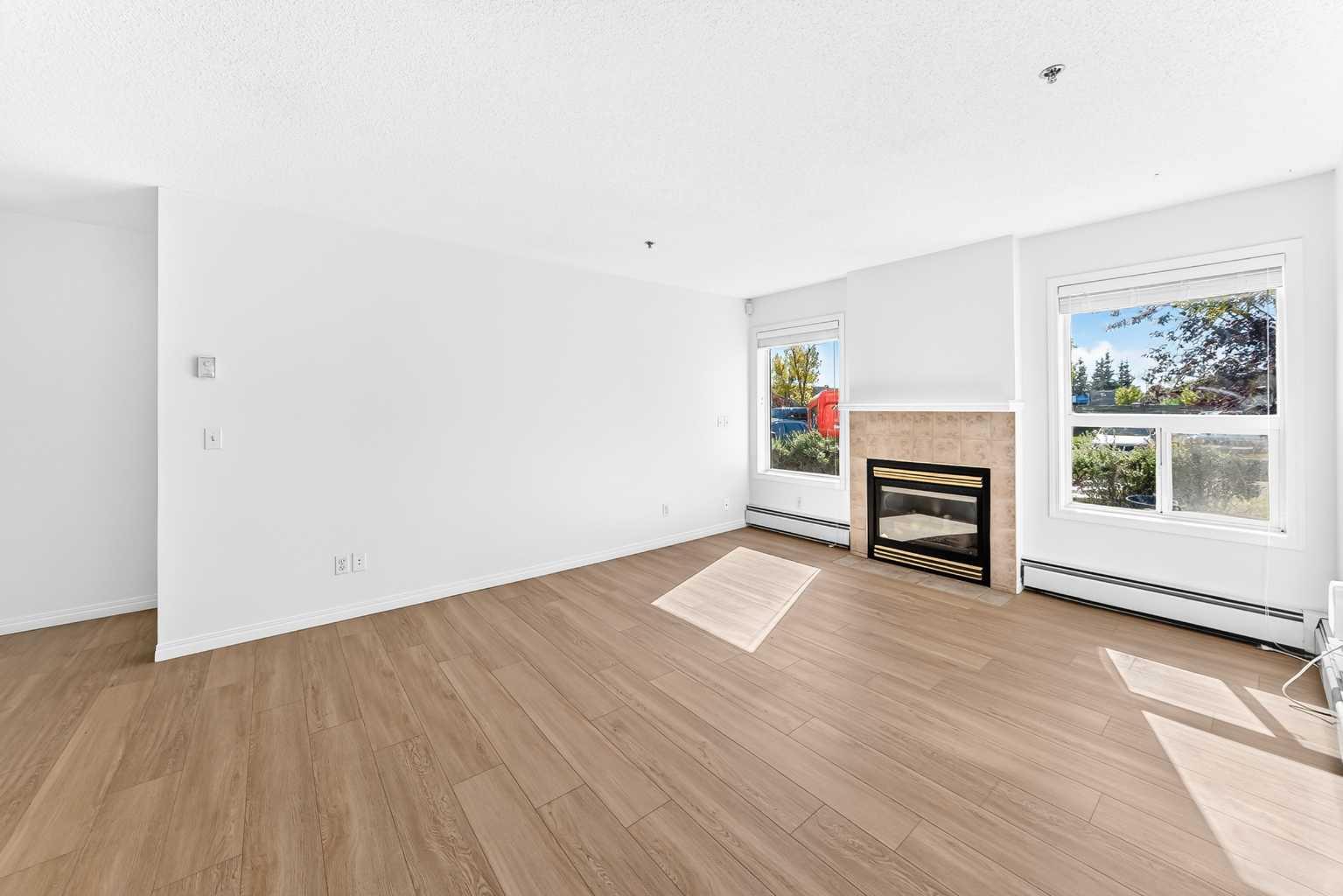 103, 7 Harvest Gold Manor NE