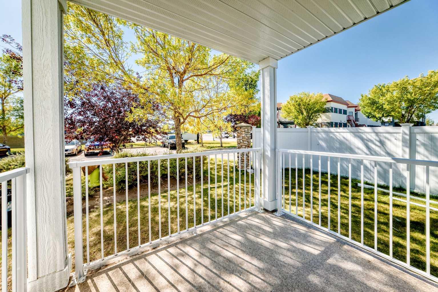 103, 7 Harvest Gold Manor NE