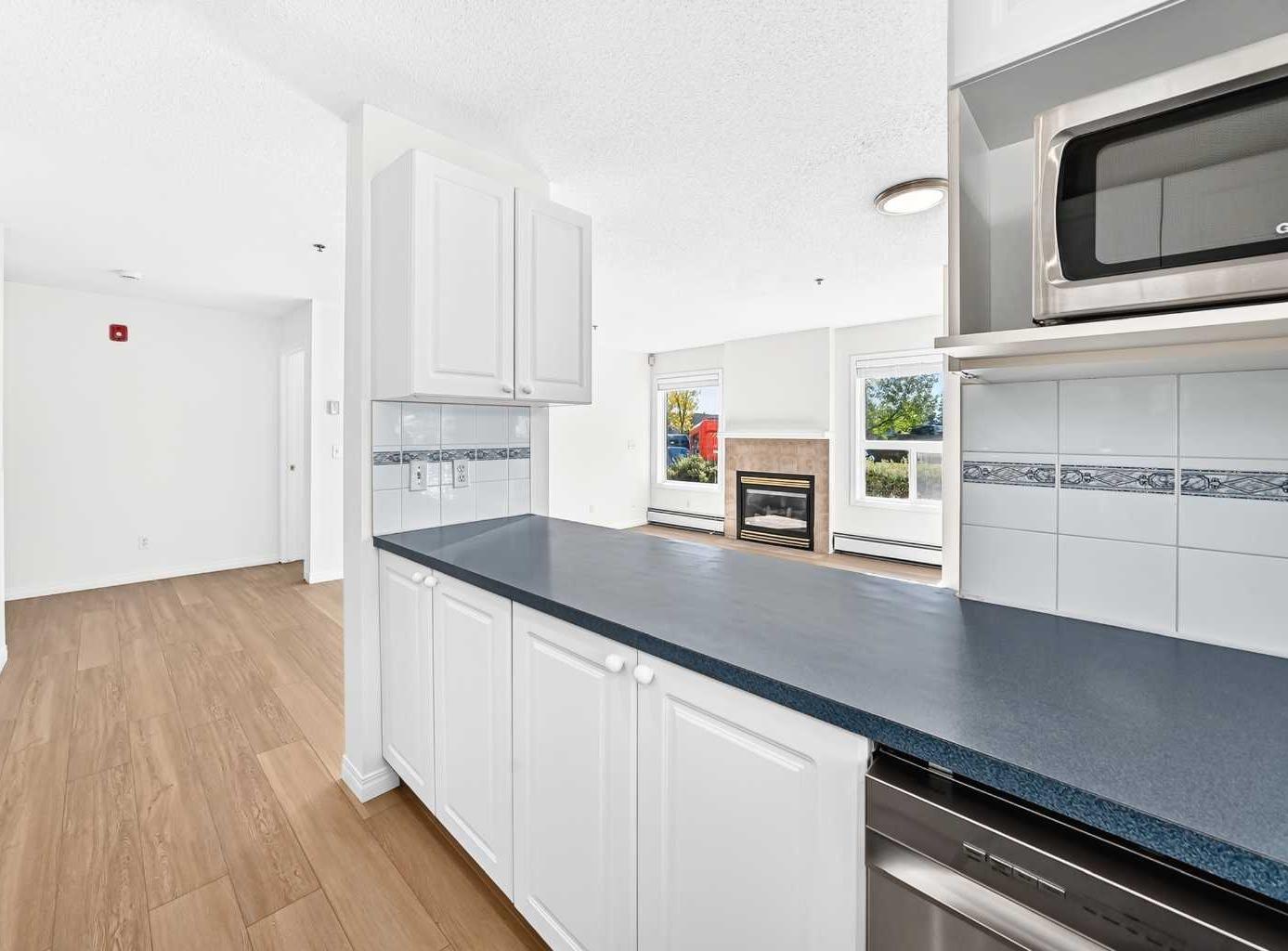 103, 7 Harvest Gold Manor NE