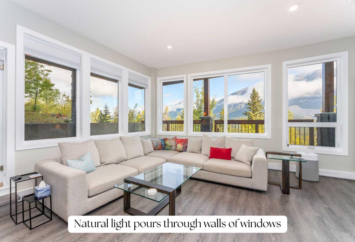 114, 106 Stewart Creek Rise 