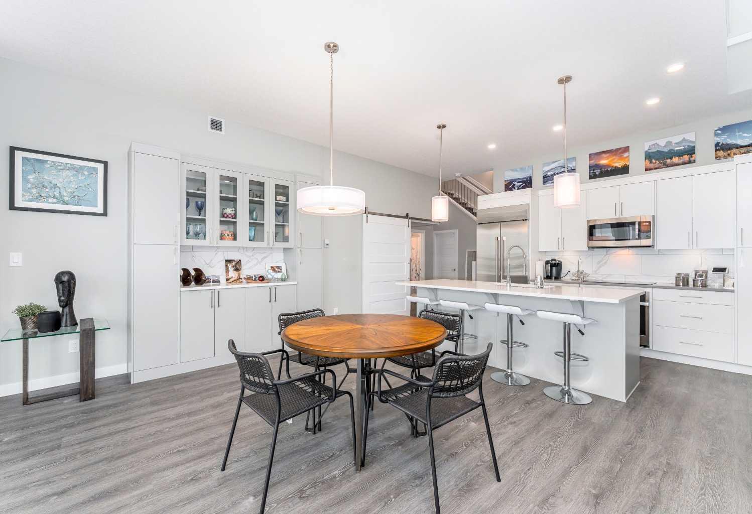 114, 106 Stewart Creek Rise 