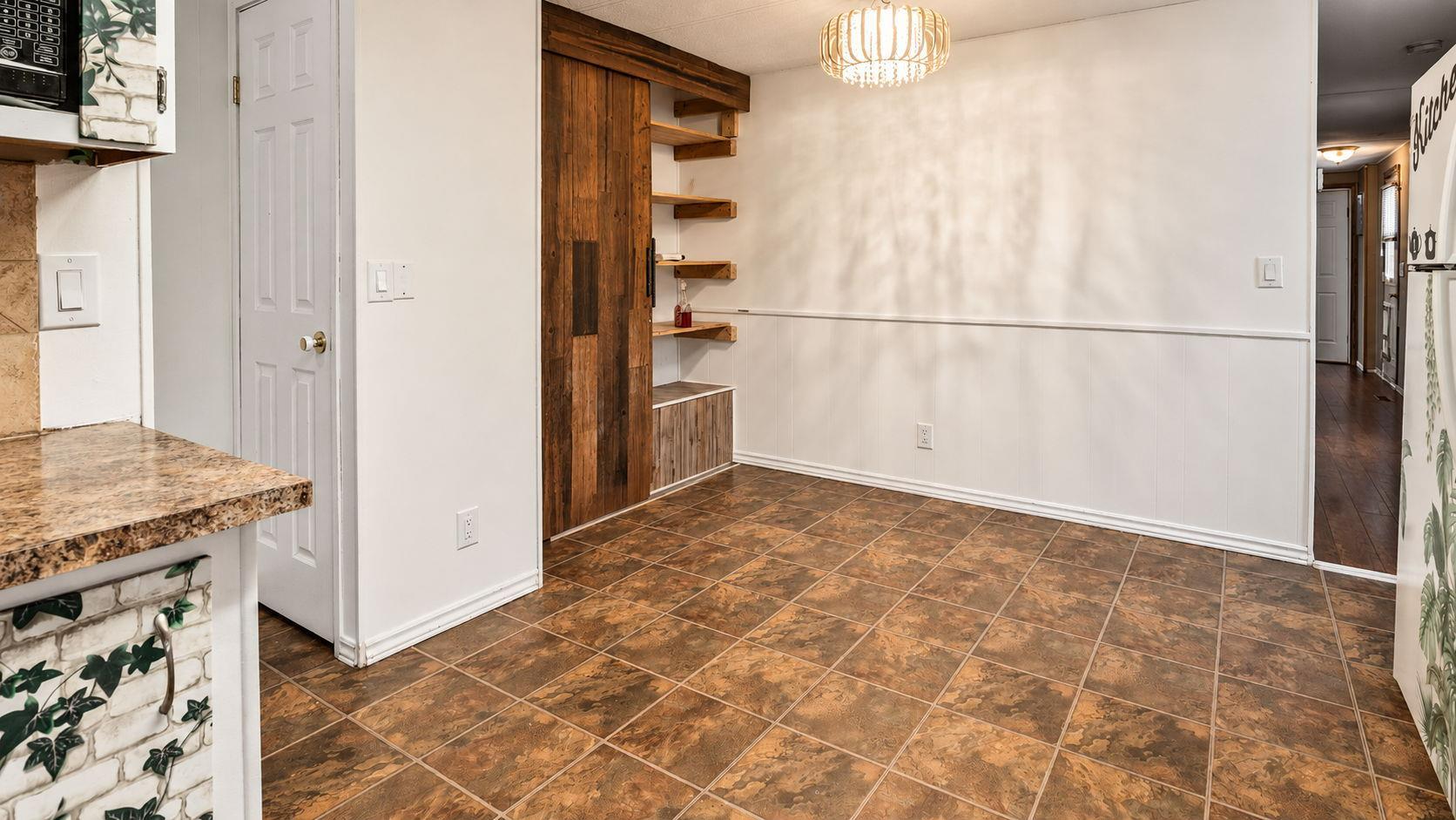 24 spring HAVEN Close SE