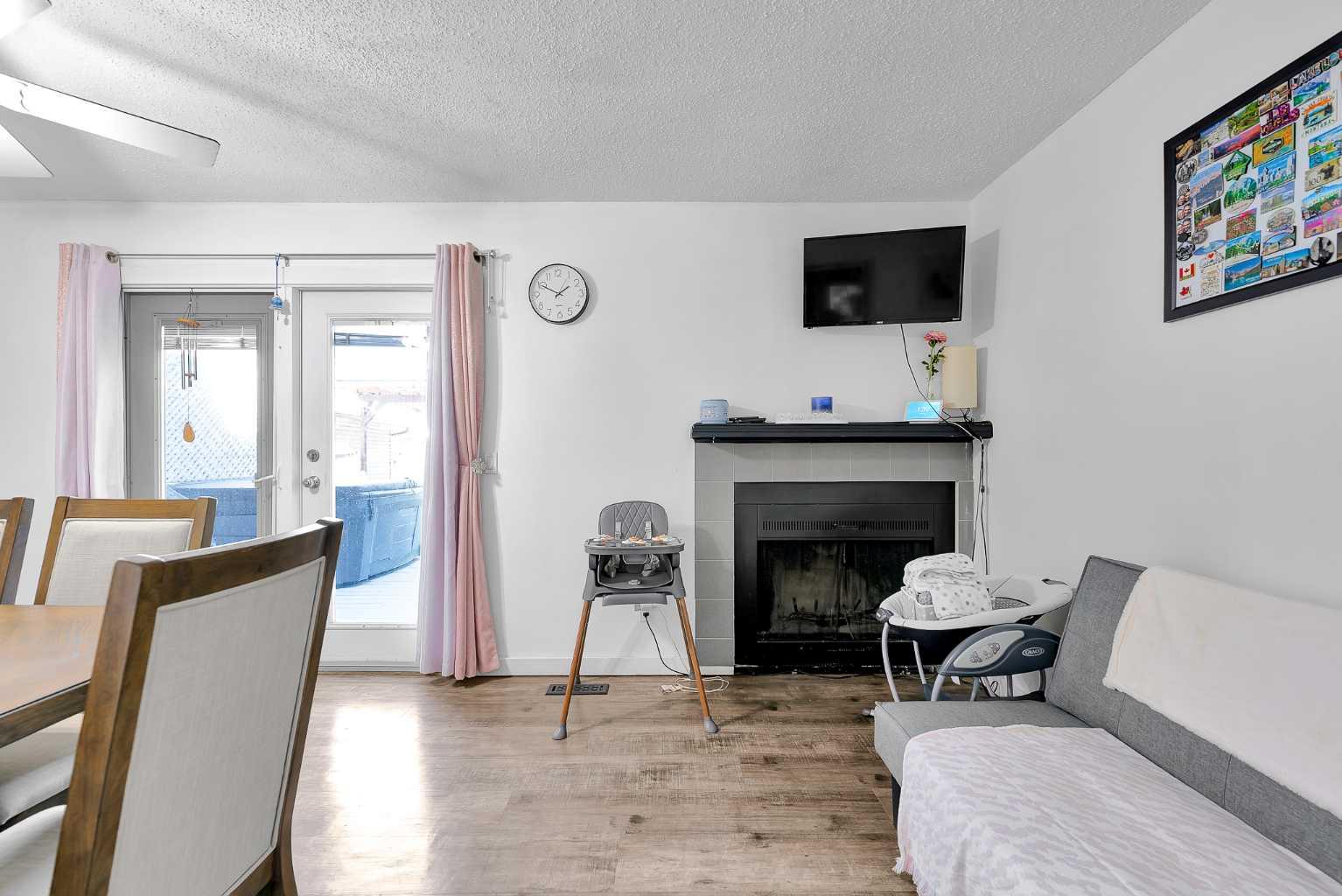 84a Cedarwood Hill SW