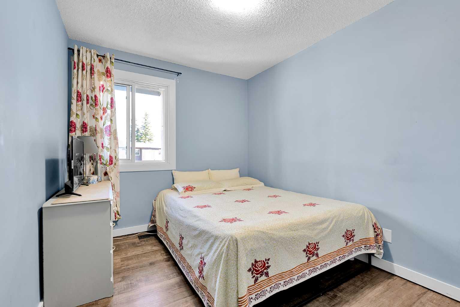 84a Cedarwood Hill SW