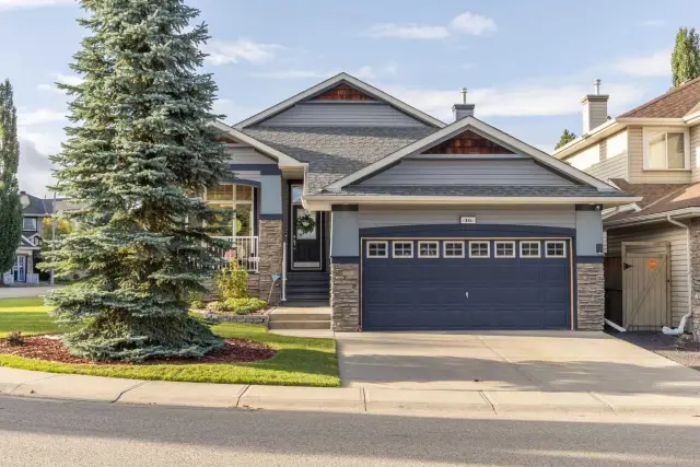 16 Royal oak Heights NW