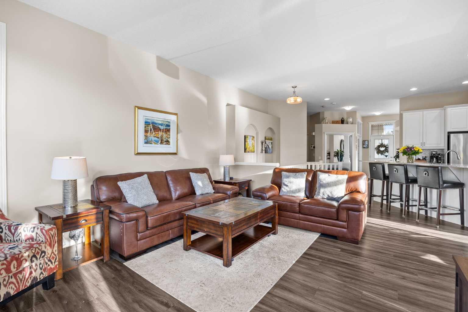 16 Royal oak Heights NW