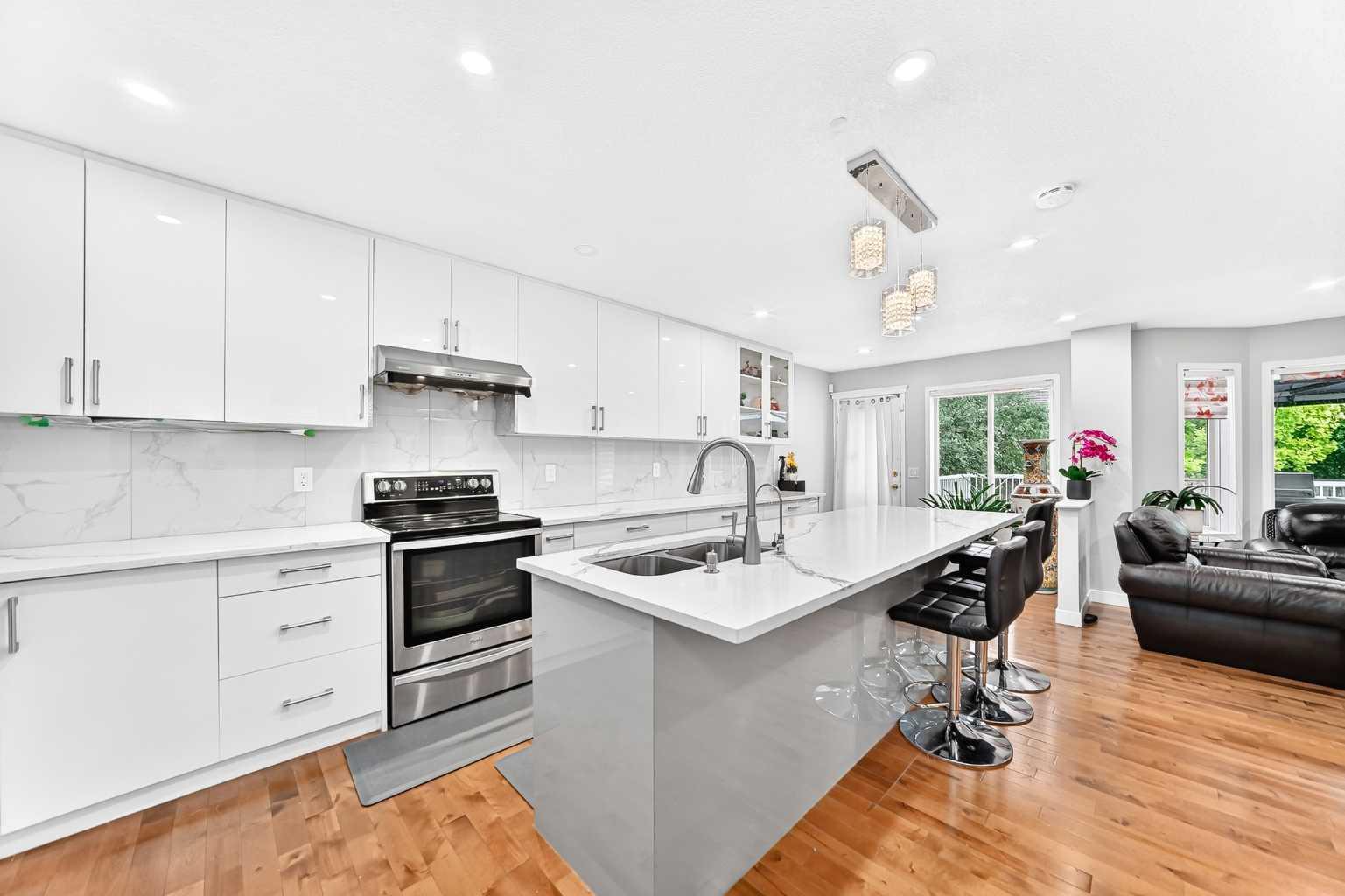 22 Hidden Creek Drive NW