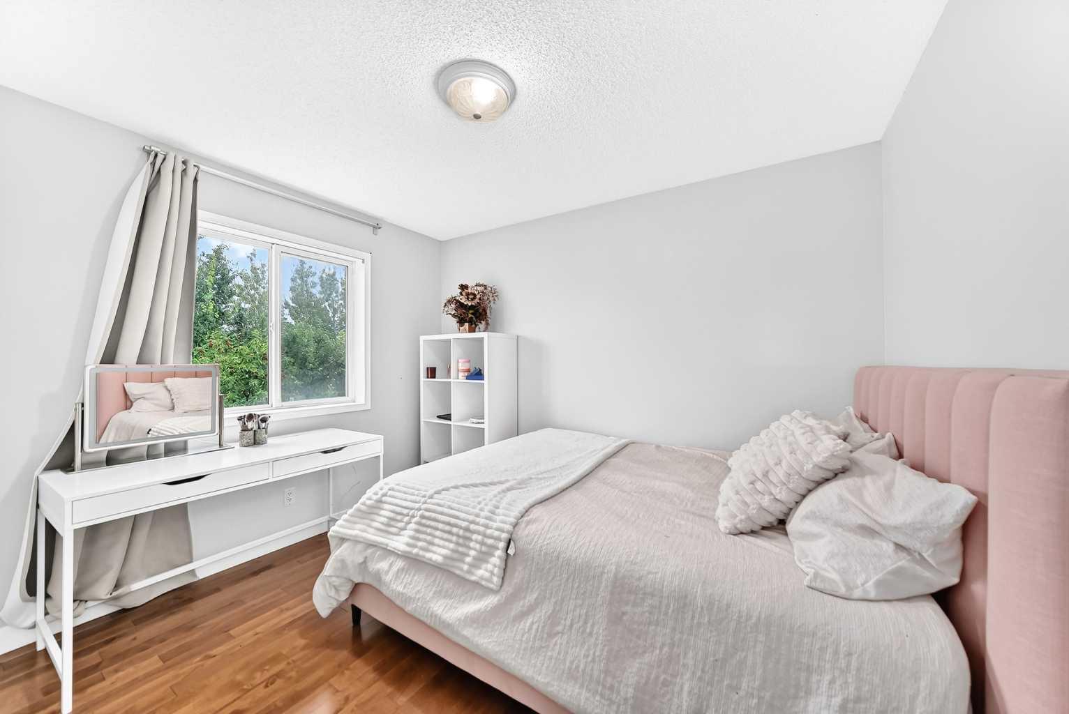 22 Hidden Creek Drive NW