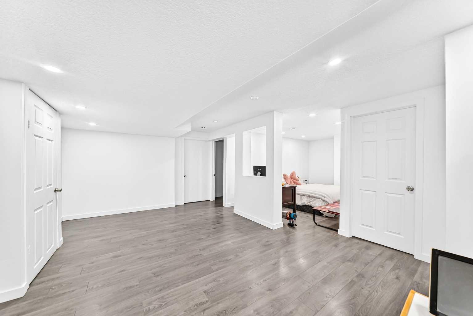 22 Hidden Creek Drive NW