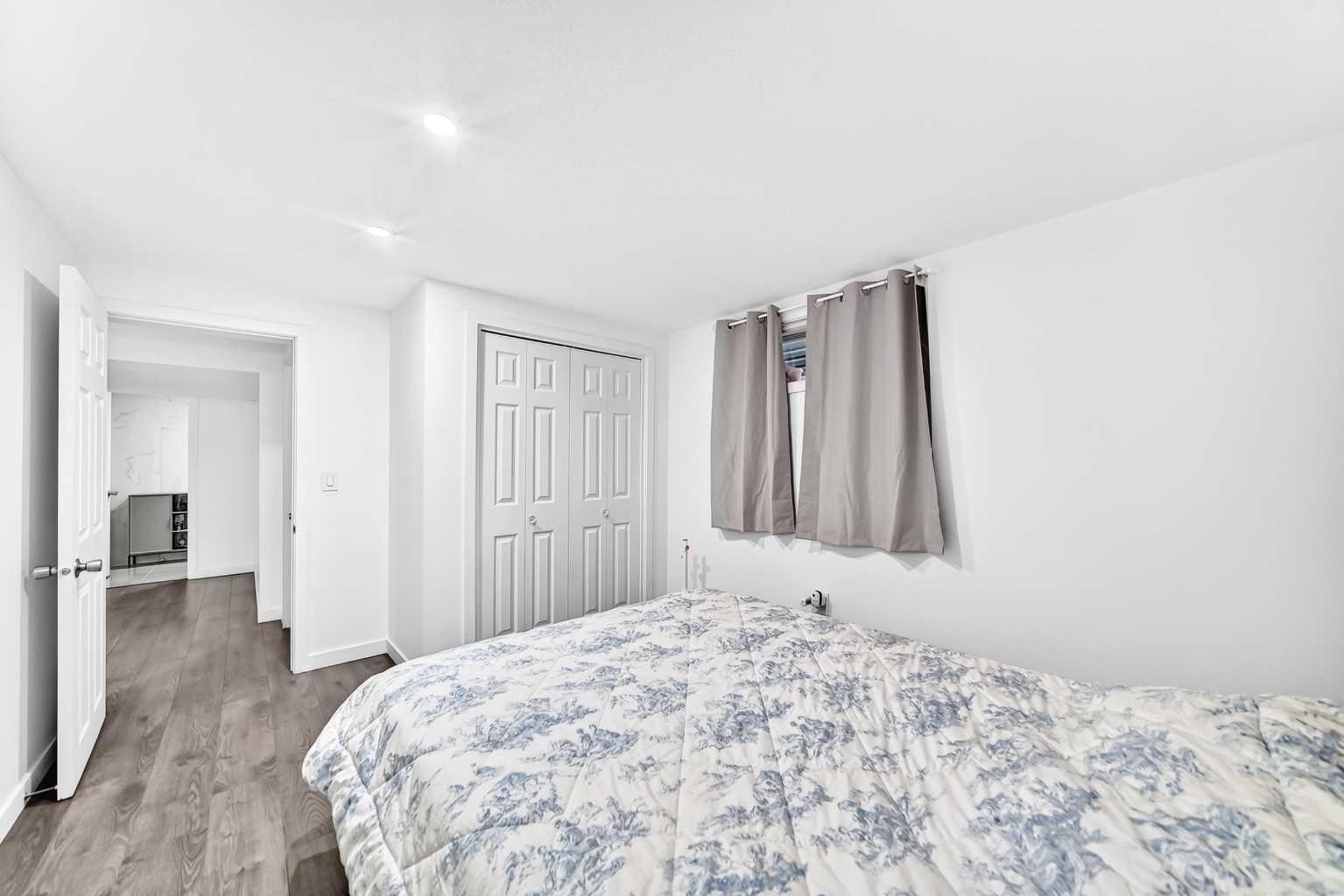 22 Hidden Creek Drive NW