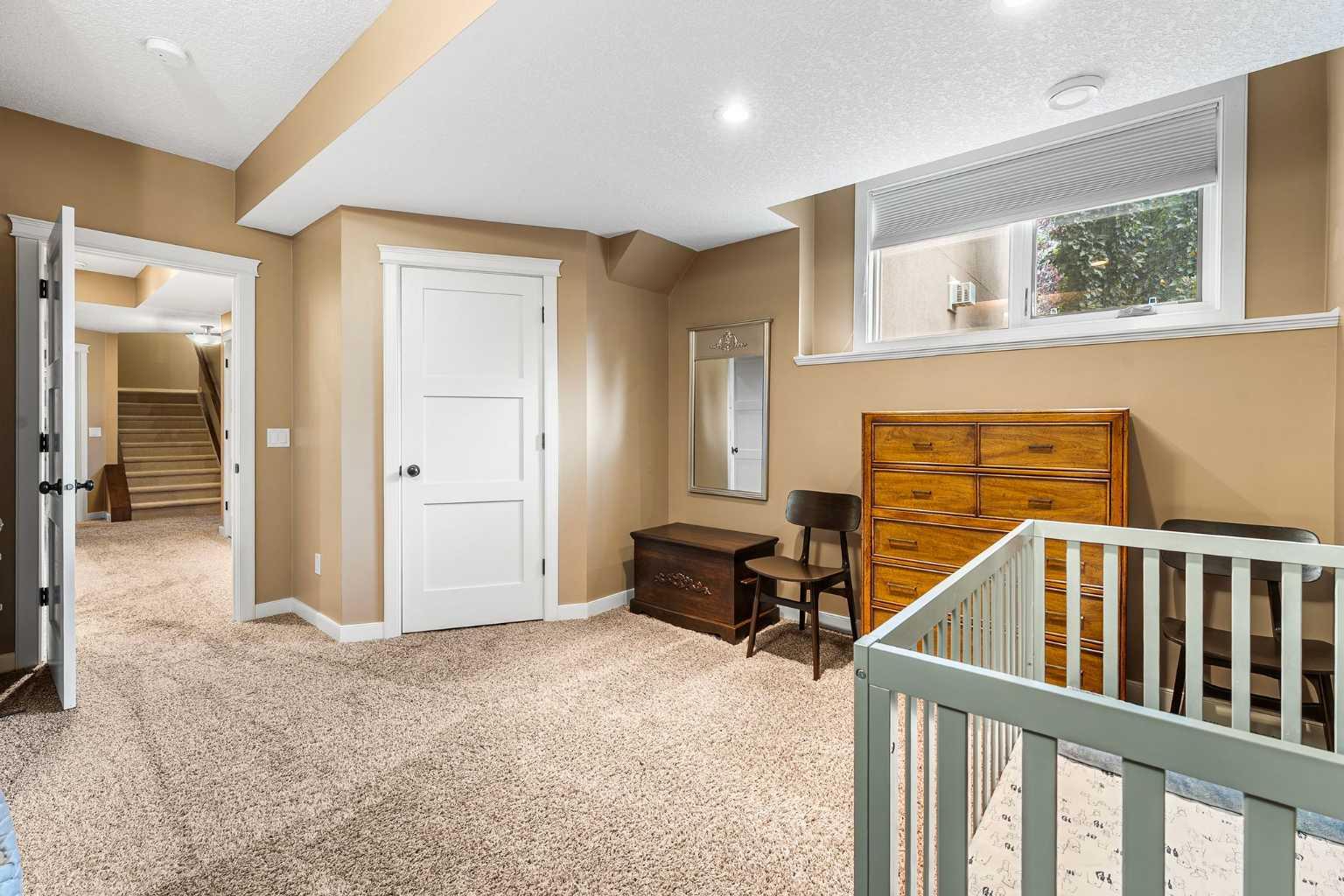 216 Montclair Place 