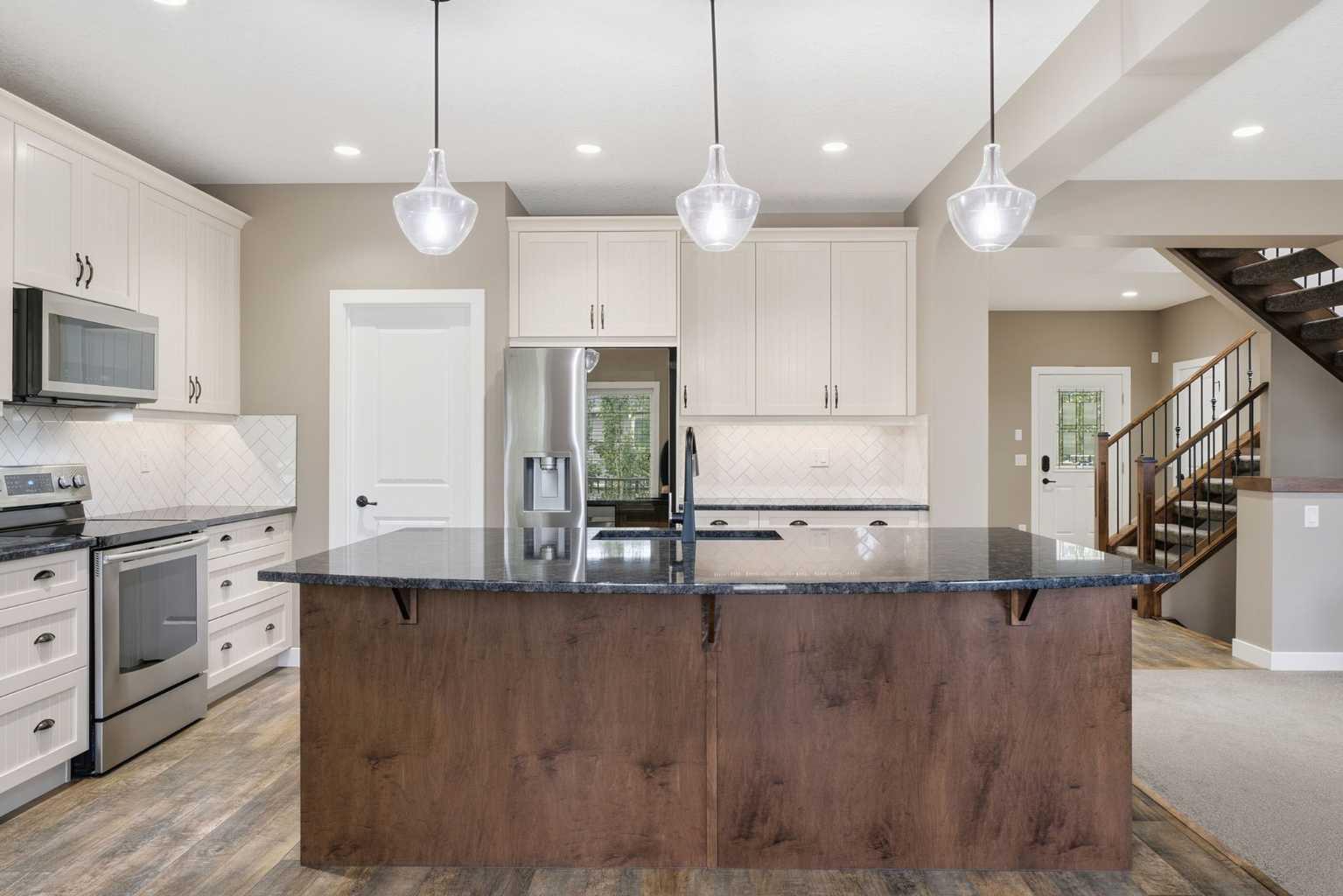 300 Aspenmere Way 
