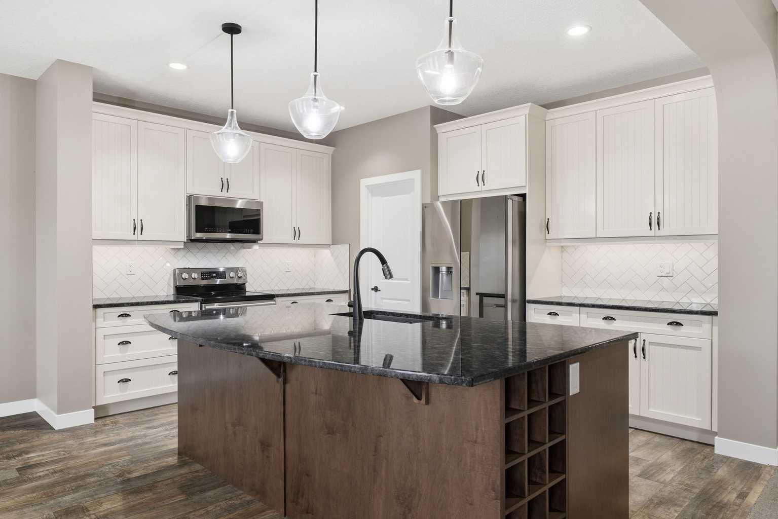 300 Aspenmere Way 